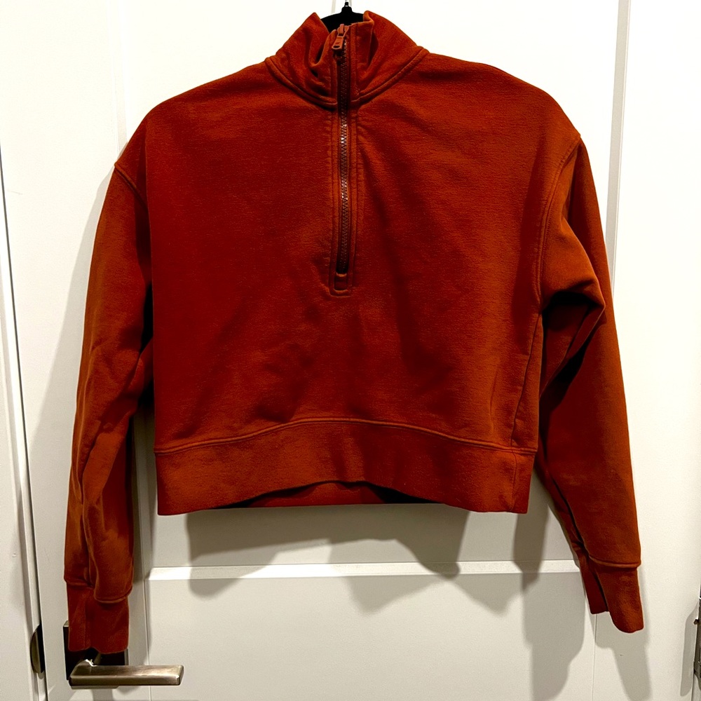 Cropped Fabletics Sweatshirt